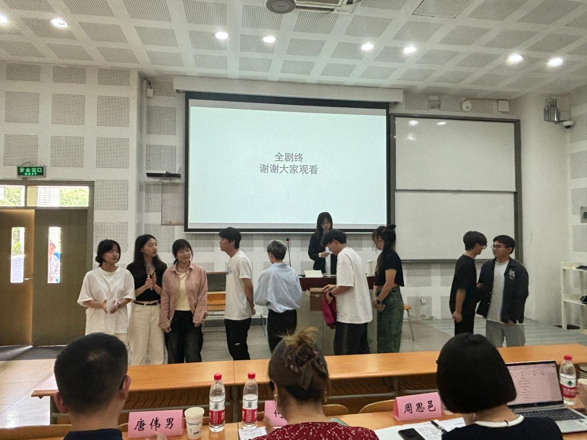 《12308,伴你同行走天下》剧照.JPG