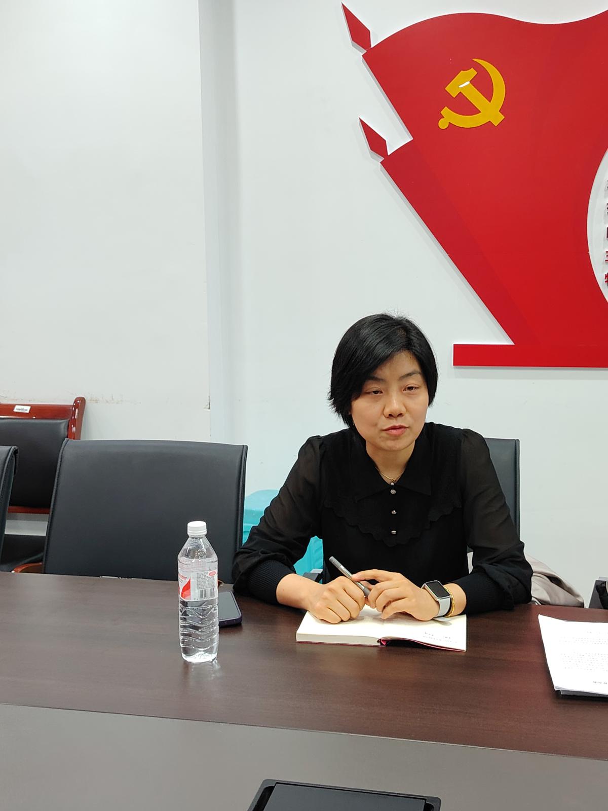 李怡臻讲话.jpg